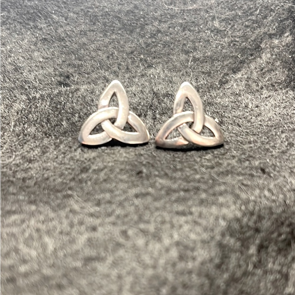 Silver (stamped) Celtic Trinity Knot post earrings
